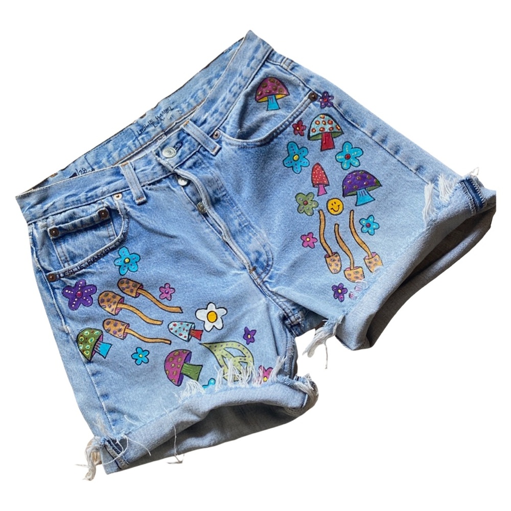 LESLIE HAMEL JEANS HANDPAINTED MUSHROOM VINTAGE LEVIS 501 CUTOFF SHORTS - Picture 2 of 9